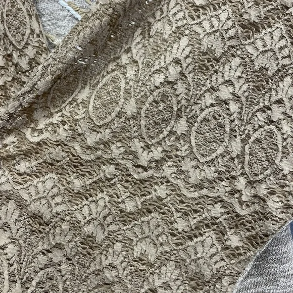 BKE Gimmicks‎ Cardigan Sz Med Kimono Embroidered Open Fringe S/S Open Neutral - Picture 4 of 9